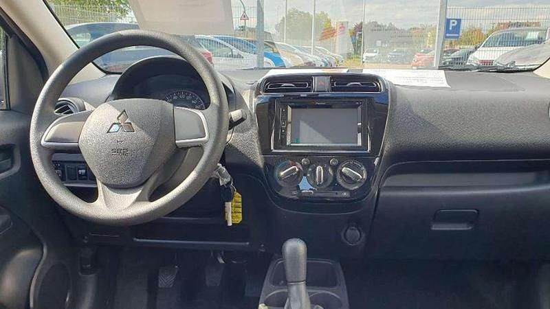 Neu Mitsubishi Space Star Select 71 PS (52 kW) 2025 Amarena rot Limousine