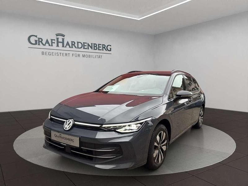 Delfingrau metallic Gebraucht 2025 VW Golf VIII Goal Kombi | 27.555 € (Superpreis) - Bild 1/4