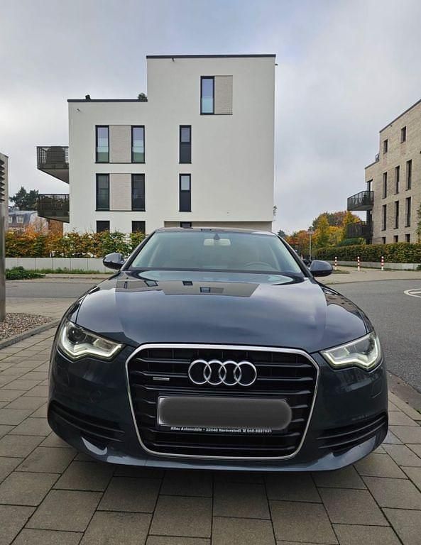 Gebraucht Audi A6 Ambiente 310 PS (228 kW) 2014 Blau Limousine