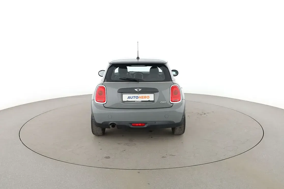 Gebraucht Mini ONE 102 PS (75 kW) 2018 Grau Kleinwagen