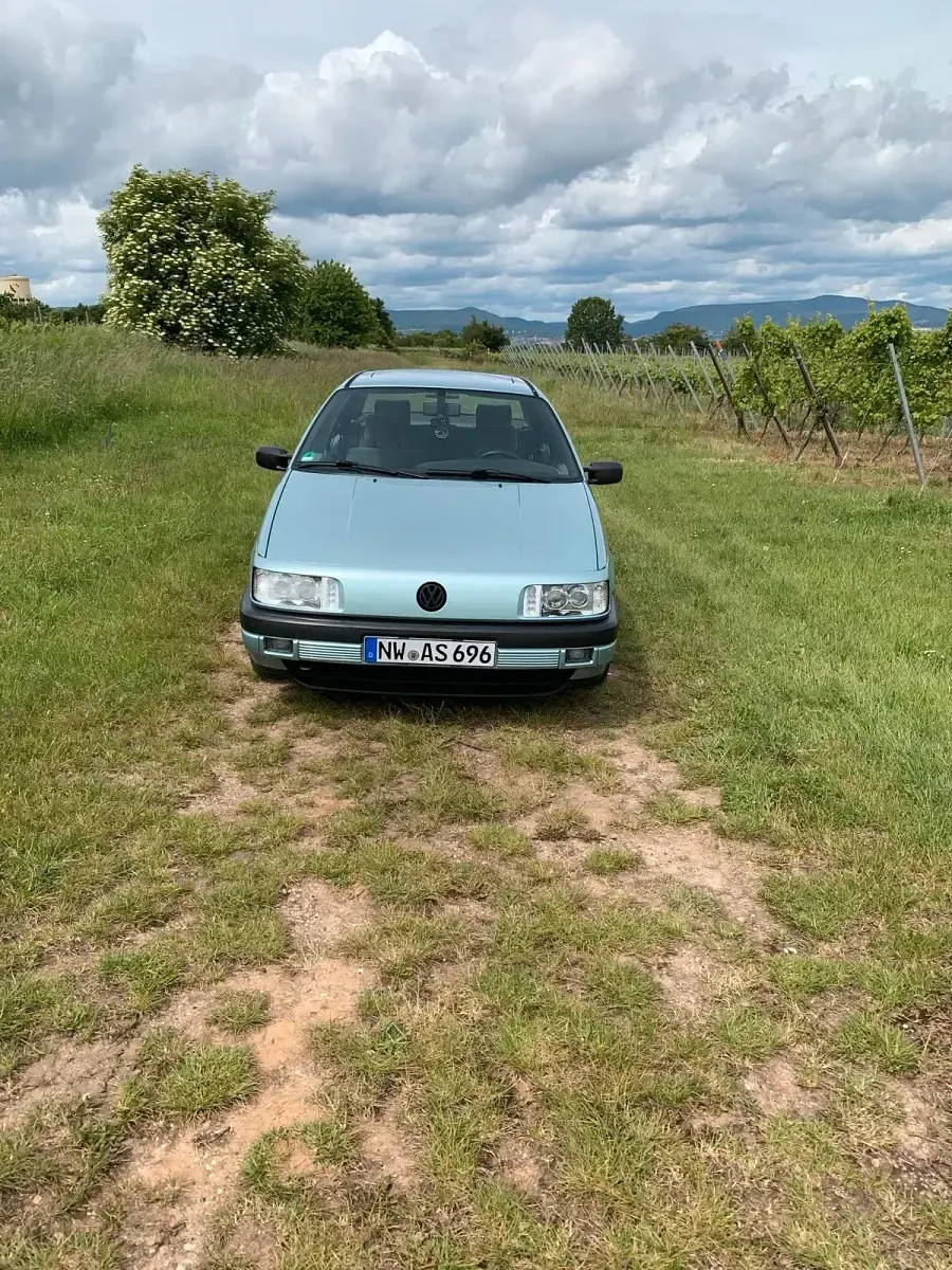 Brugt VW Passat 90 HK (66 kW) 1991 Andere farben Sedan