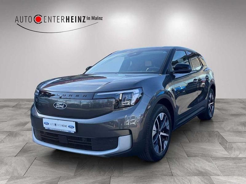 Magneticgrau Neu 2025 Ford Explorer Extended Range SUV | 44.990 € - Bild 1/4