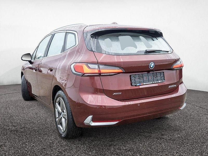 Gebraucht BMW 230e Active Tourer Sport Line 326 PS (239 kW) 2022 Piemontrot Van / Kleinbus