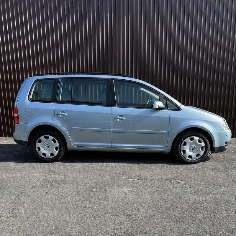 Gebraucht VW Touran 105 PS (77 kW) 2006 Blau Van / Kleinbus