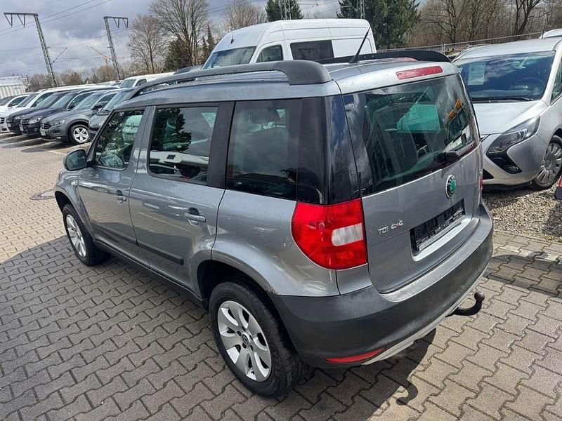 Gebraucht Skoda Yeti Easy 110 PS (80 kW) 2013 Grau SUV