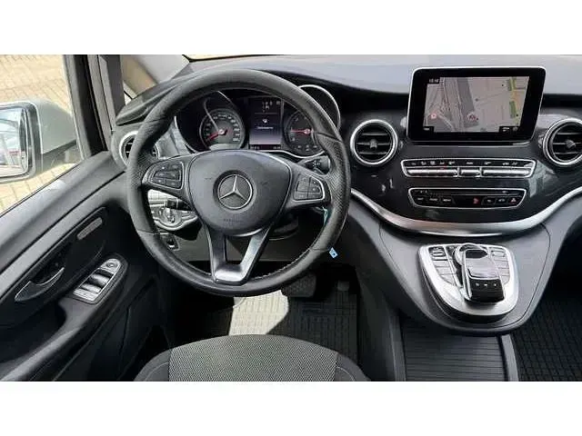 Gebraucht Mercedes V220 Edition 163 PS (119 kW) 2018 Van / Kleinbus