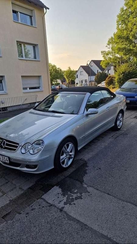 Iridiumsilber metalliclack Gebraucht 2005 Mercedes CLK200 Cabrio | 5.990 € (Guter Preis) - Bild 1/4