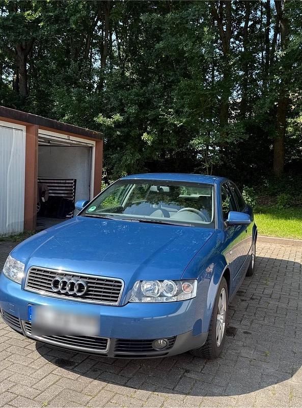 Blau Gebraucht 2003 Audi A4 Limousine | 2.300 € (Fairer Preis) - Bild 1/4