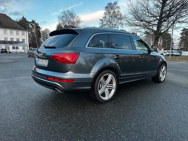 Gebraucht Audi Q7 S-Line 233 PS (171 kW) 2007 Grau SUV