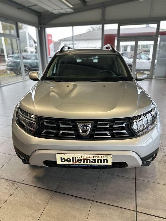 Gebraucht Dacia Duster Prestige 150 PS (110 kW) 2022 Grau SUV