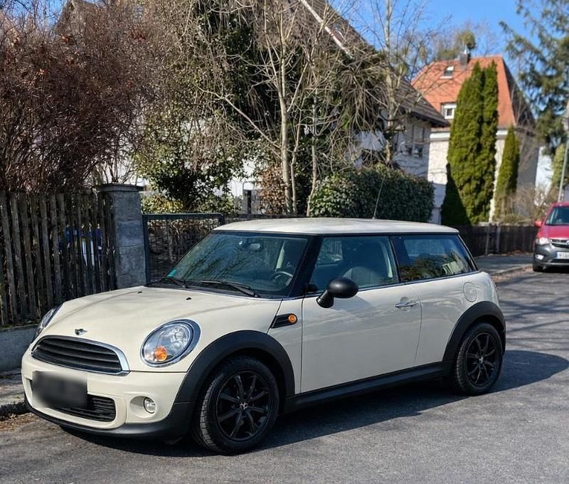 Gebraucht Mini ONE 75 PS (55 kW) 2011 Beige Kleinwagen