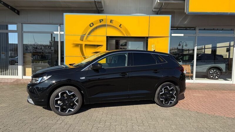 Schwarz Gebraucht 2023 Opel Grandland X SUV | 27.990 € (Teuer) - Bild 1/4