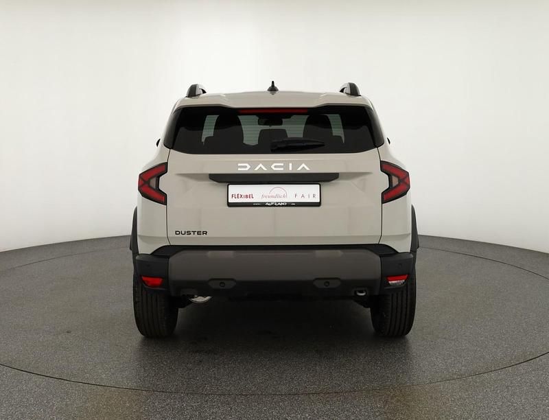 Neu Dacia Duster 131 PS (96 kW) 2025 Beige SUV