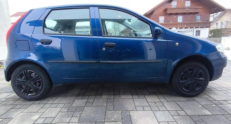 Gebraucht Fiat Punto 60 PS (44 kW) 2003 Blau Kleinwagen