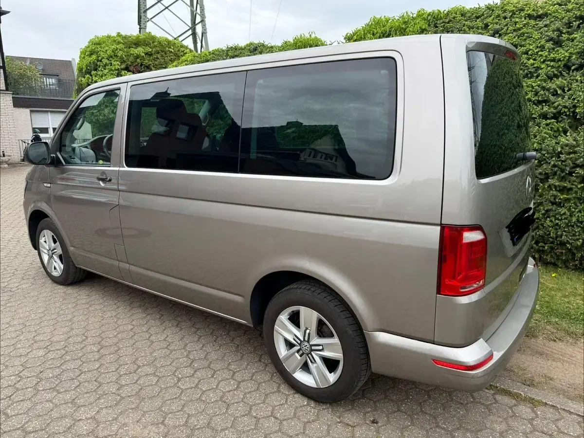 Gebraucht VW Multivan Trendline 102 PS (75 kW) 2016 Van / Kleinbus