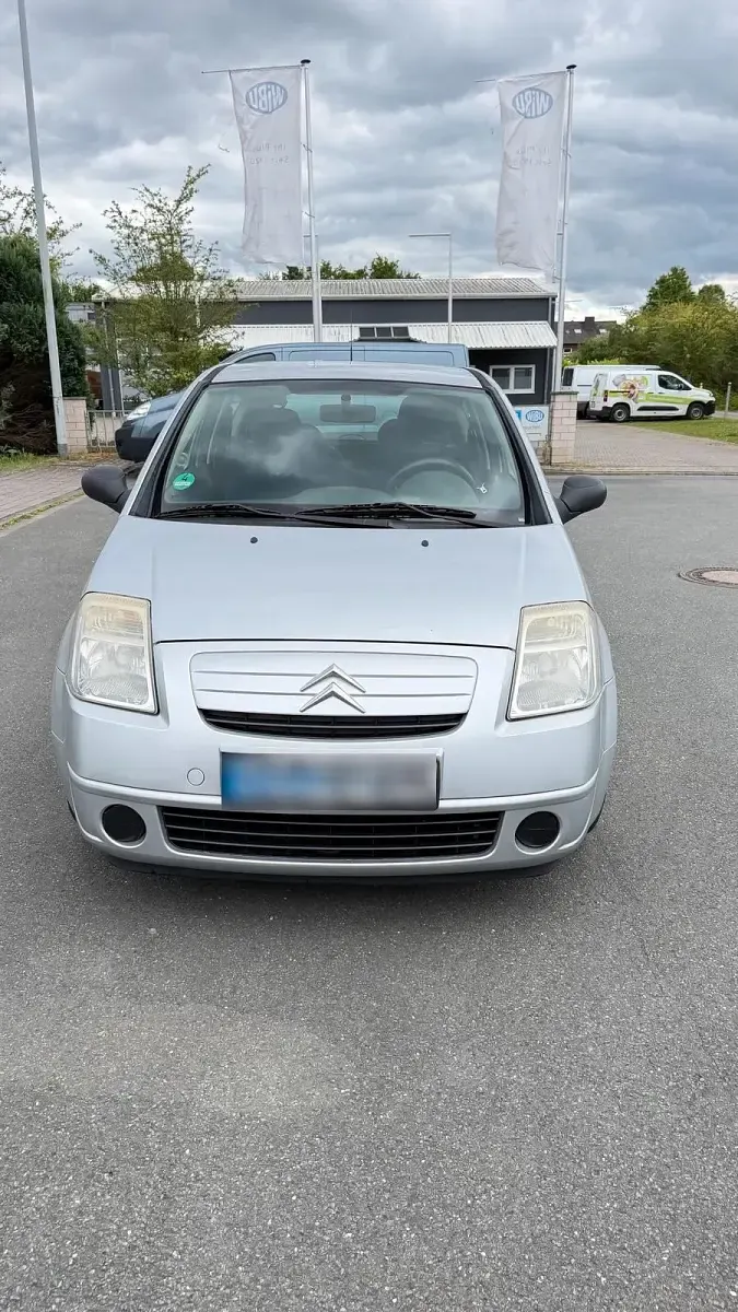 Gebraucht Citroën C2 73 PS (53 kW) 2006 Silber Kleinwagen