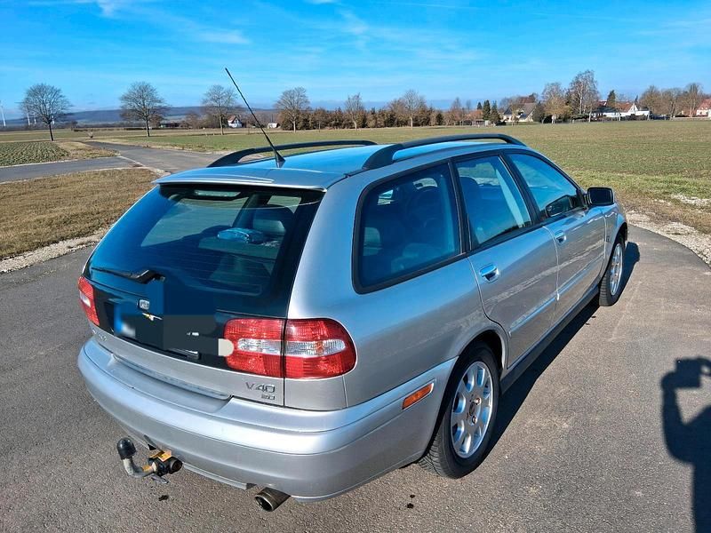 Gebraucht Volvo V40 136 PS (100 kW) 2003 Silber Kombi
