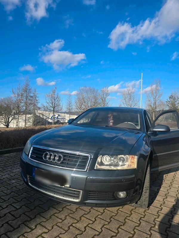 Grau Gebraucht 2003 Audi A8 Limousine | 4.500 € (Superpreis) - Bild 1/4