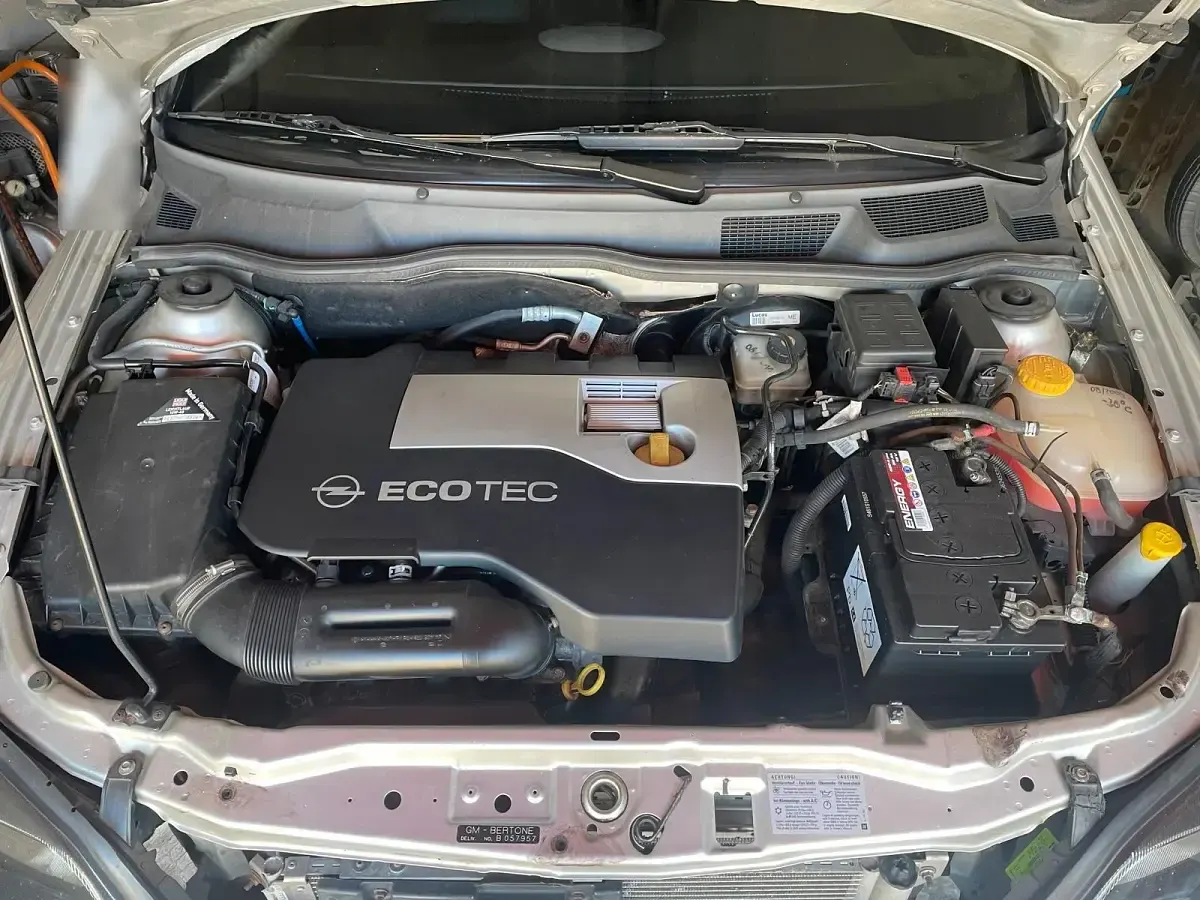 Gebraucht Opel Astra 147 PS (108 kW) 2004 Silber Cabrio
