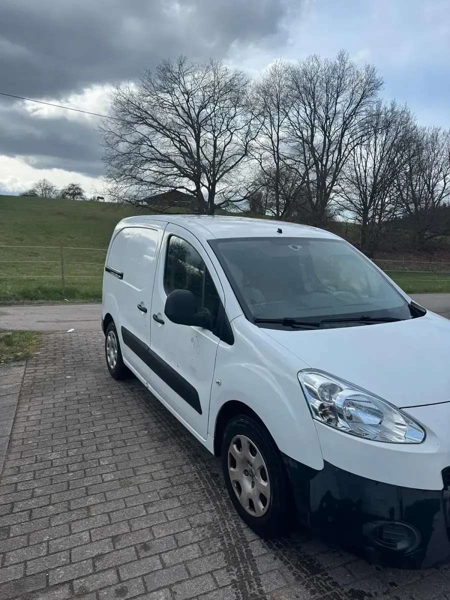 Occasion Peugeot Partner 90 ch (66 kW) 2013 Blanc Monospace