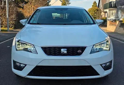 Gebraucht Seat Leon FR 125 PS (91 kW) 2016 Weiß Limousine