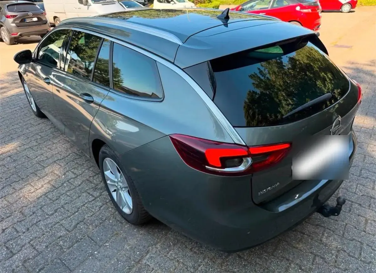 Gebraucht Opel Insignia 136 PS (100 kW) 2019 Grau Kombi