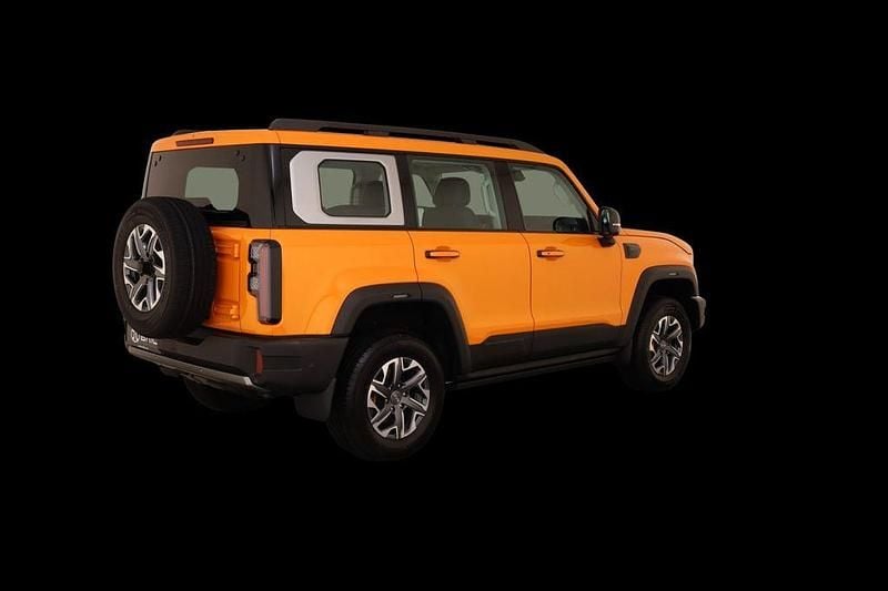 Neu Baic BJ40 234 PS (172 kW) 2026 Grau SUV