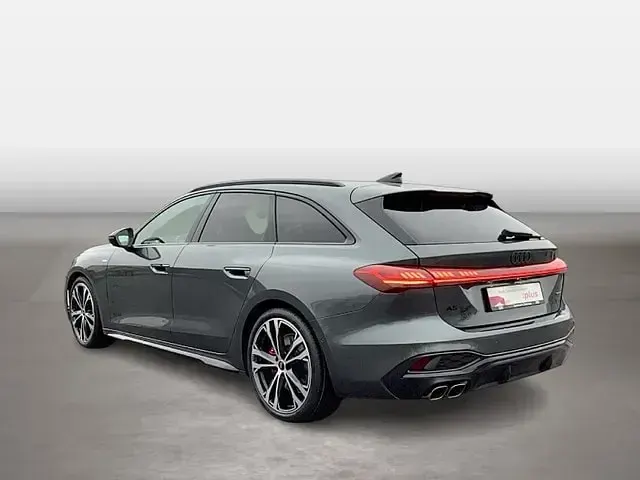 Gebraucht Audi A5 S-Line 204 PS (150 kW) 2026 Grau Kombi