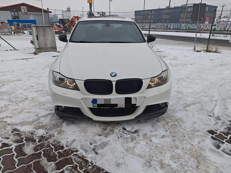 Gebraucht BMW 330 M Sport 245 PS (180 kW) 2011 Weiß Limousine