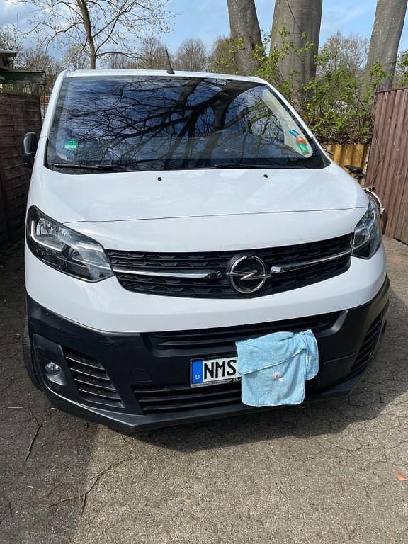 Gebraucht Opel Vivaro 145 PS (106 kW) 2023 Weiß Van / Kleinbus