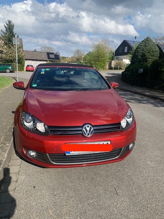 Gebraucht VW Golf Cabriolet 140 PS (102 kW) 2012 Rot Cabrio
