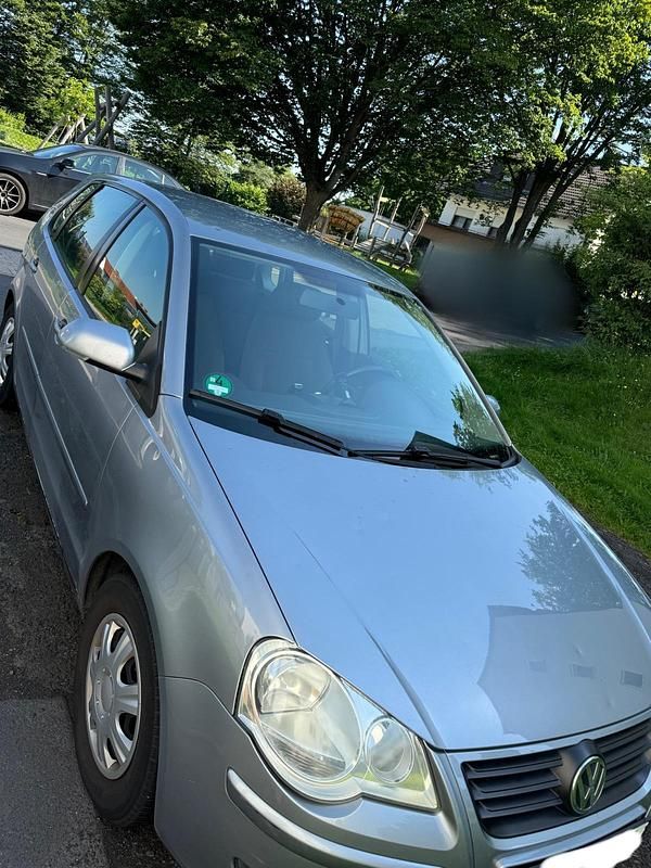 Gebraucht VW Polo 64 PS (47 kW) 2006 Silber Kleinwagen