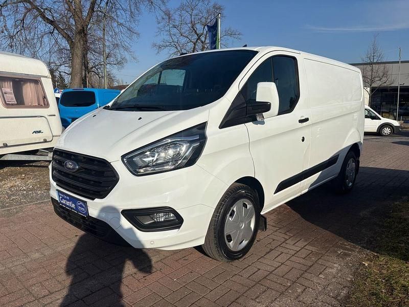 Gebraucht Ford Transit Custom 131 PS (96 kW) 2021 Weiß Van / Kleinbus