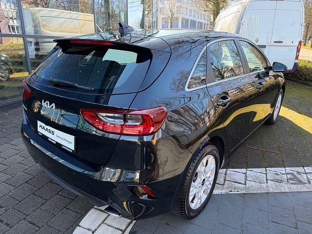 Gebraucht Kia Ceed Vision 140 PS (102 kW) 2024 Zilinaschwarz metallic Kleinwagen