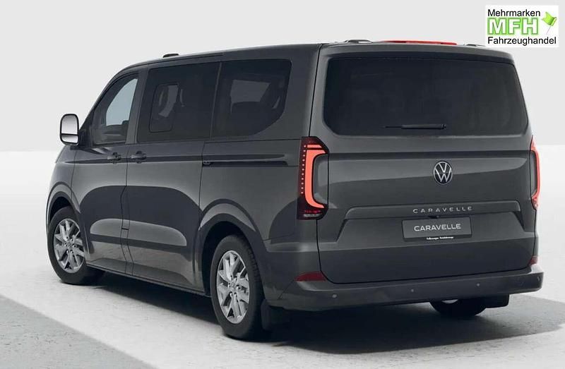 Neu VW T7 Style 150 PS (110 kW) 2026 Graphite dust metallic Van