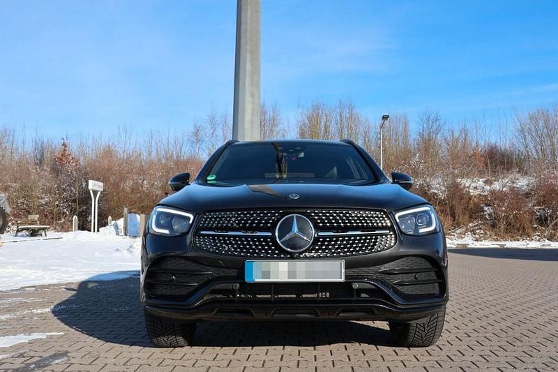 Gebraucht Mercedes GLC300e AMG line 306 PS (225 kW) 2020 Grafitgrau  metalliclack SUV