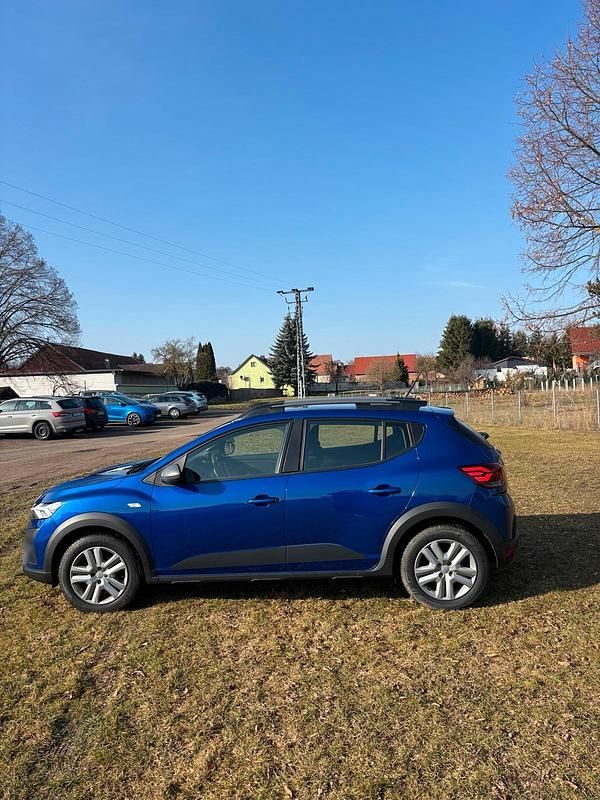 Gebraucht Dacia Sandero Stepway 101 PS (74 kW) 2023 Blau Kleinwagen