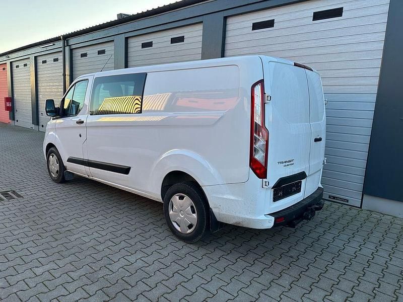 Gebraucht Ford Transit Custom 131 PS (96 kW) 2021 Weiß Van / Kleinbus