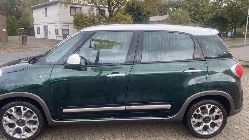 Gebraucht 2016 Fiat 500L Trekking Van / Kleinbus | 10.400 € (Etwas zu teuer) - Bild 1/4
