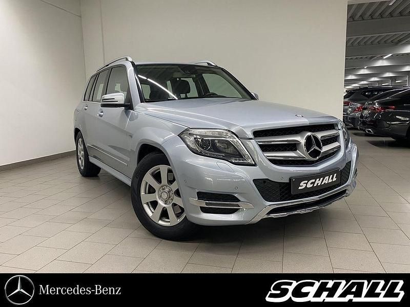 Silber Gebraucht 2015 Mercedes GLK250 SUV | 24.988 € - Bild 1/4