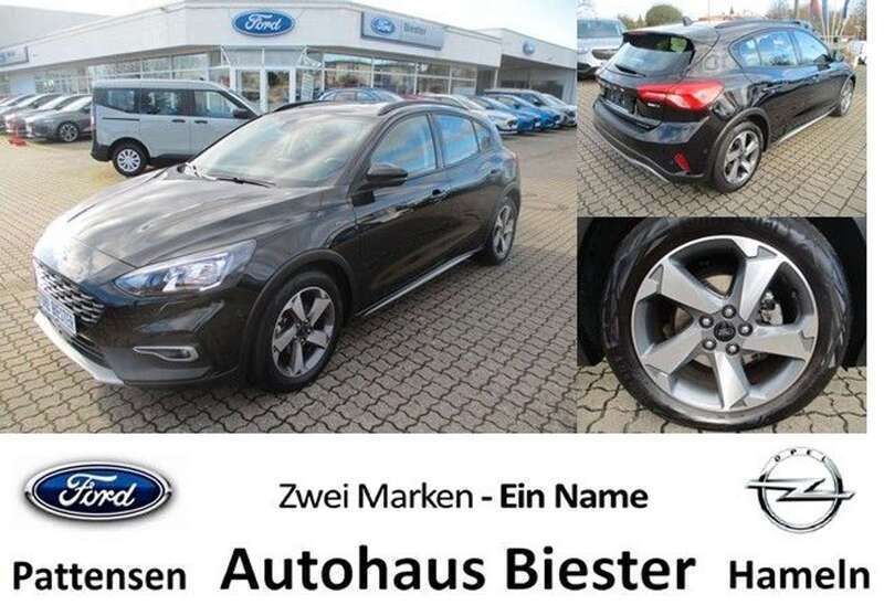 Schwarz Gebraucht 2020 Ford Focus Active Limousine | 21.950 € (Teuer) - Bild 1/4