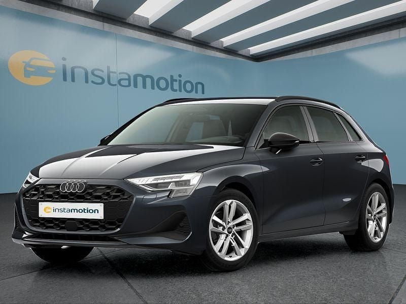 Grau Neu 2025 Audi A3 Sportback Kleinwagen | 37.649 € (Fairer Preis) - Bild 1/4