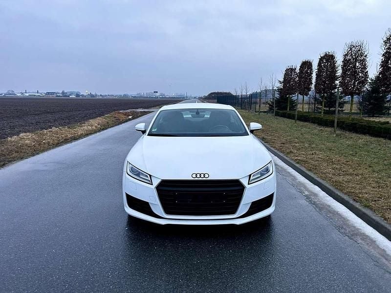 Gebraucht Audi TT 179 PS (131 kW) 2017 Weiß Coupé