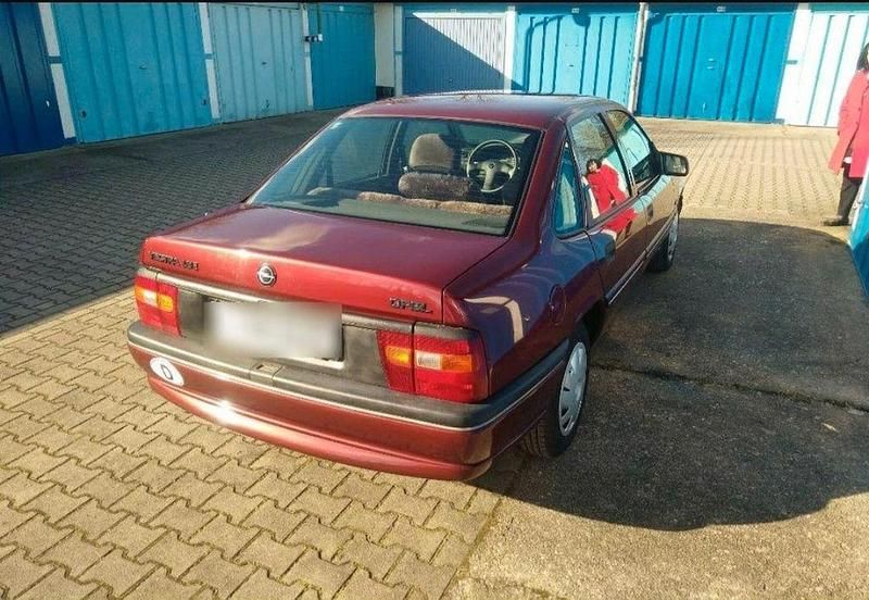 Gebraucht Opel Vectra 90 PS (66 kW) 1994 Rot Limousine