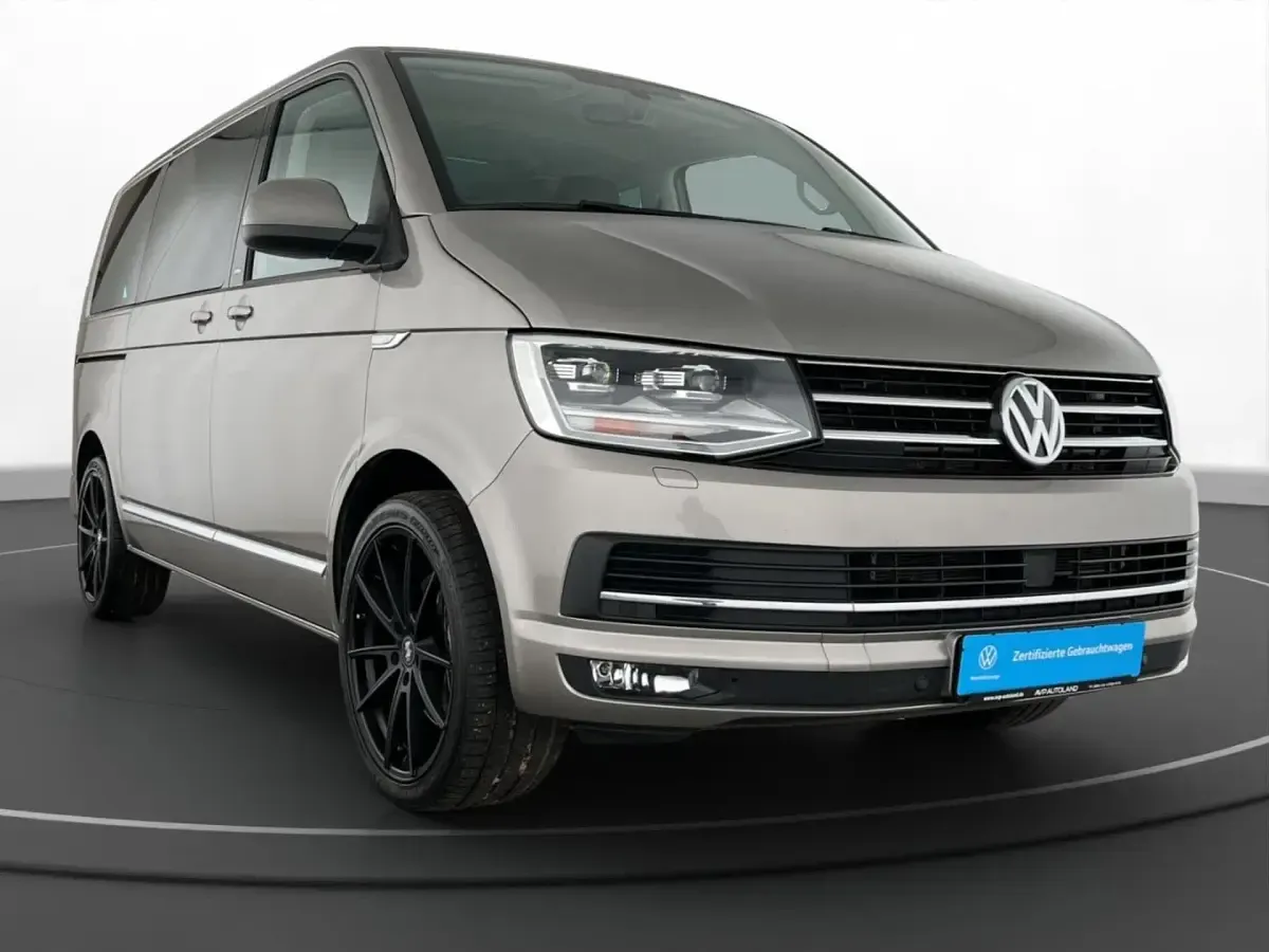 Gebraucht VW Multivan Comfortline 199 PS (146 kW) 2018 Mojave beige Van / Kleinbus
