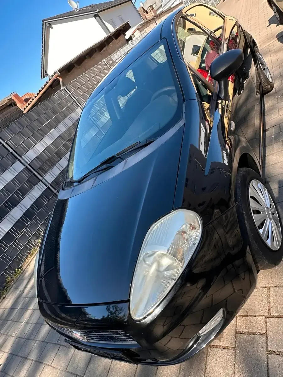 Gebraucht Fiat Punto 77 PS (56 kW) 2008 Schwarz Kleinwagen