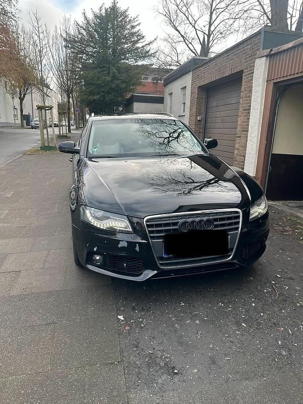 Gebraucht Audi A4 143 PS (105 kW) 2010 Schwarz Kombi