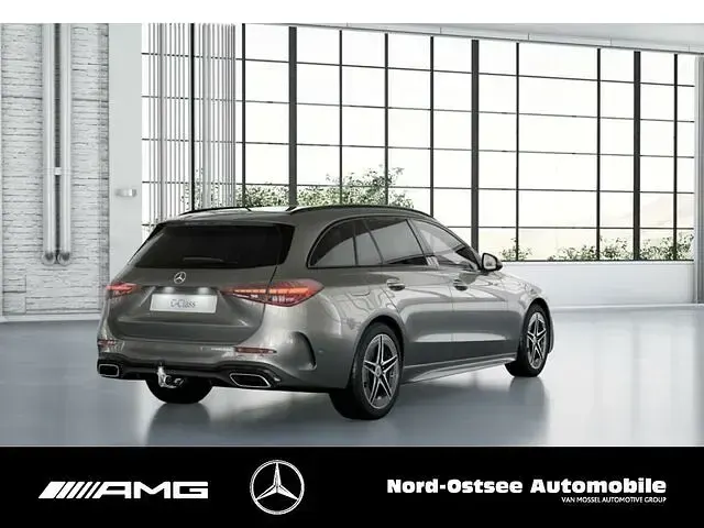 Second-hand Mercedes C220 AMG 200 CP (147 kW) 2022 Argintiu Berlinǎ