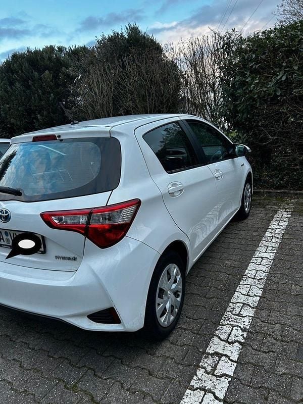 Gebraucht Toyota Yaris 101 PS (74 kW) 2019 Weiß Kleinwagen