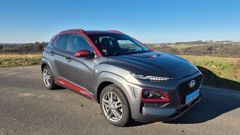 Grau Gebraucht 2019 Hyundai Kona Edition SUV | 18.700 € (Etwas zu teuer) - Bild 1/4